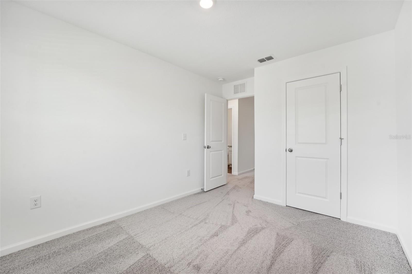 VISTA TOWNHOMES - Residential