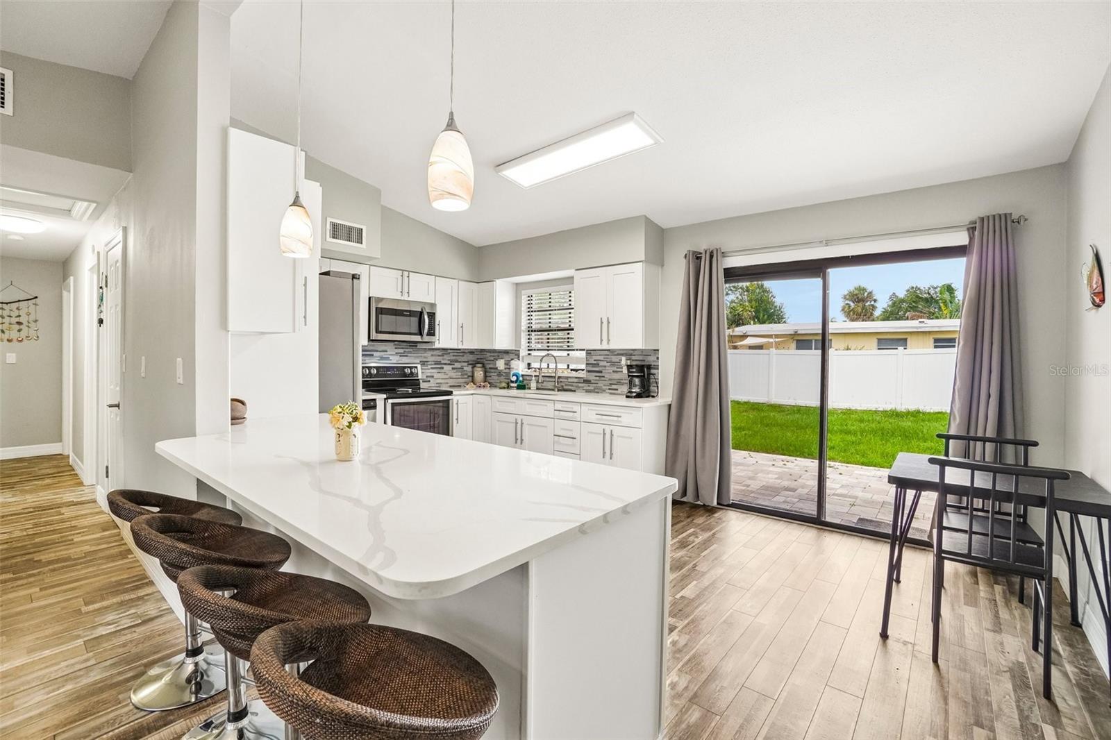 HIGHLAND TERRACE MANOR - Residential