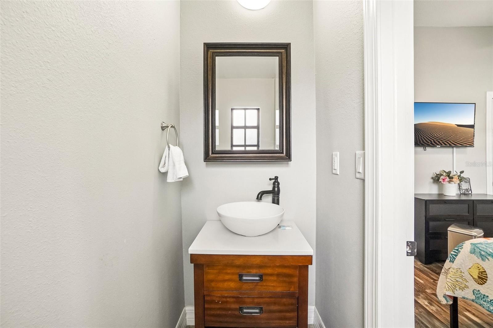 HIGHLAND TERRACE MANOR - Residential