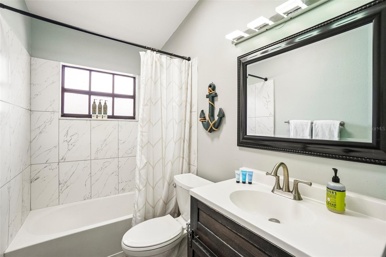HIGHLAND TERRACE MANOR - Residential