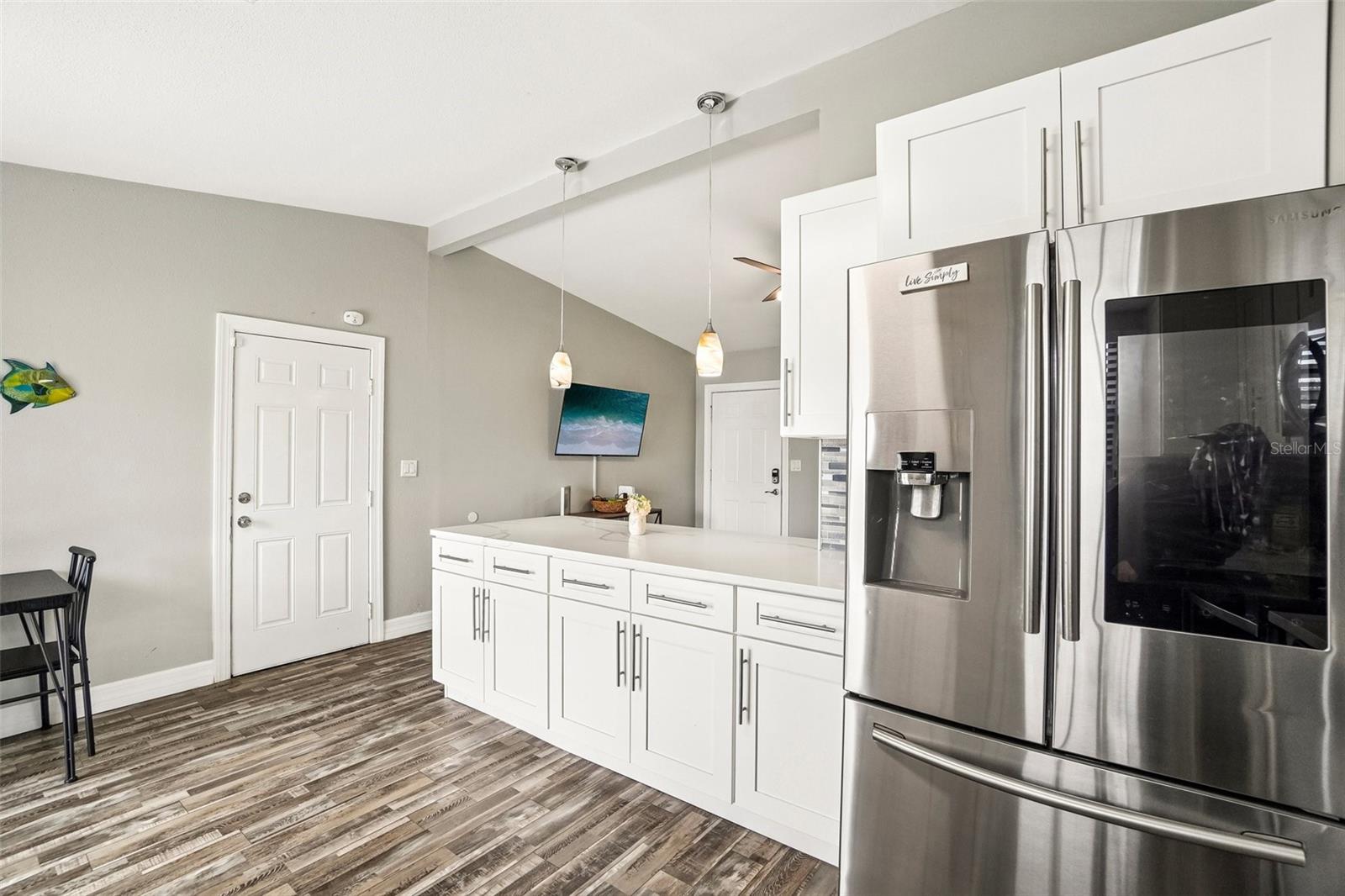 HIGHLAND TERRACE MANOR - Residential