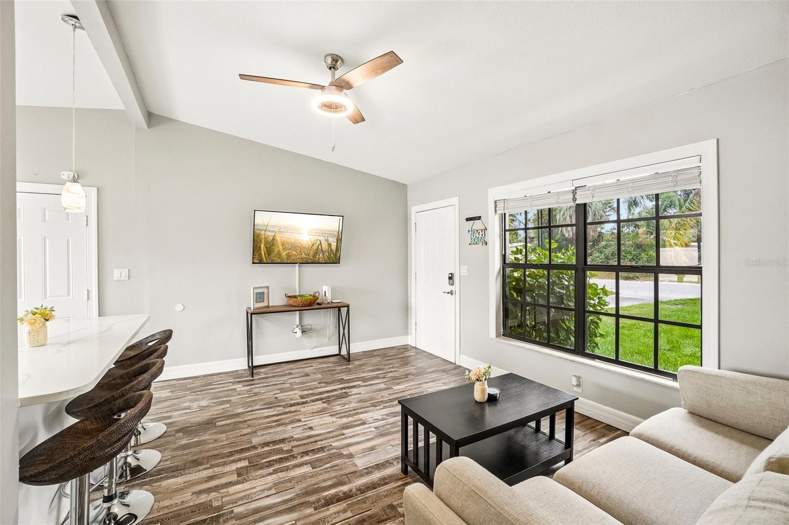 HIGHLAND TERRACE MANOR - Residential