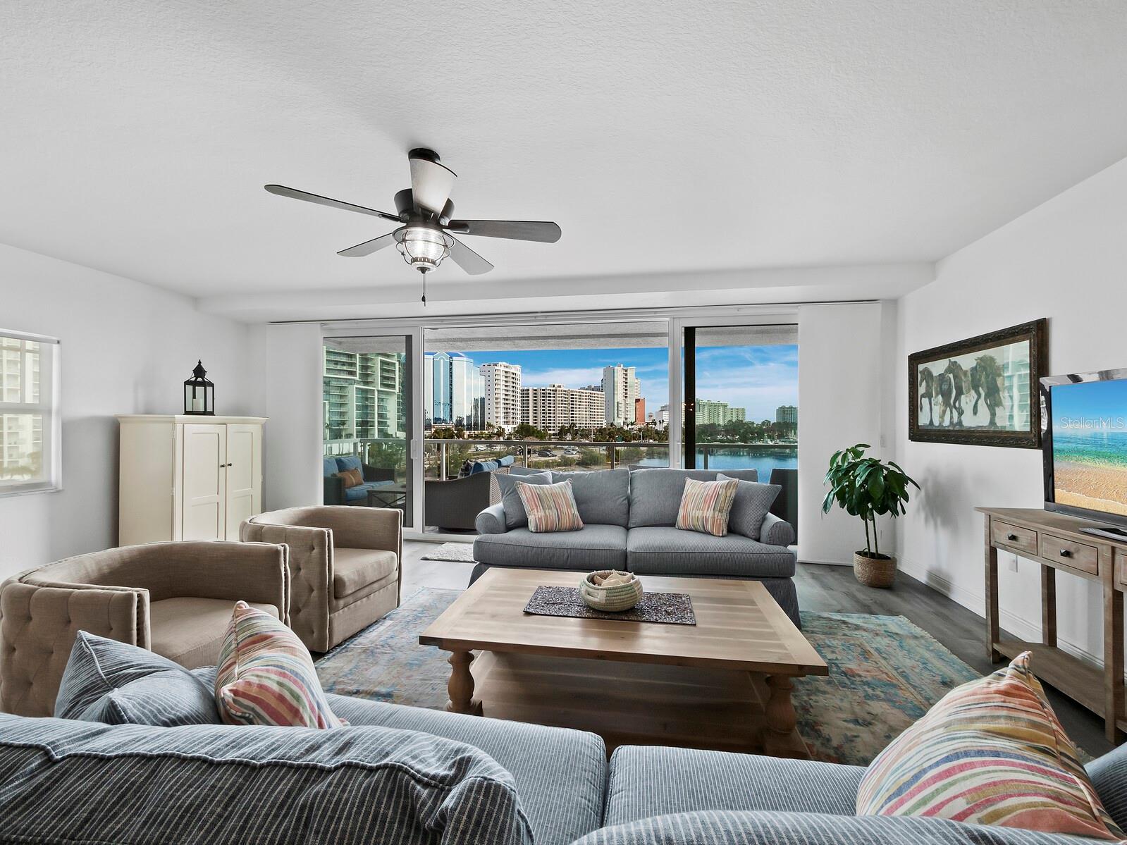 HARBOR VIEW ON GOLDEN GATE POINT - Residential