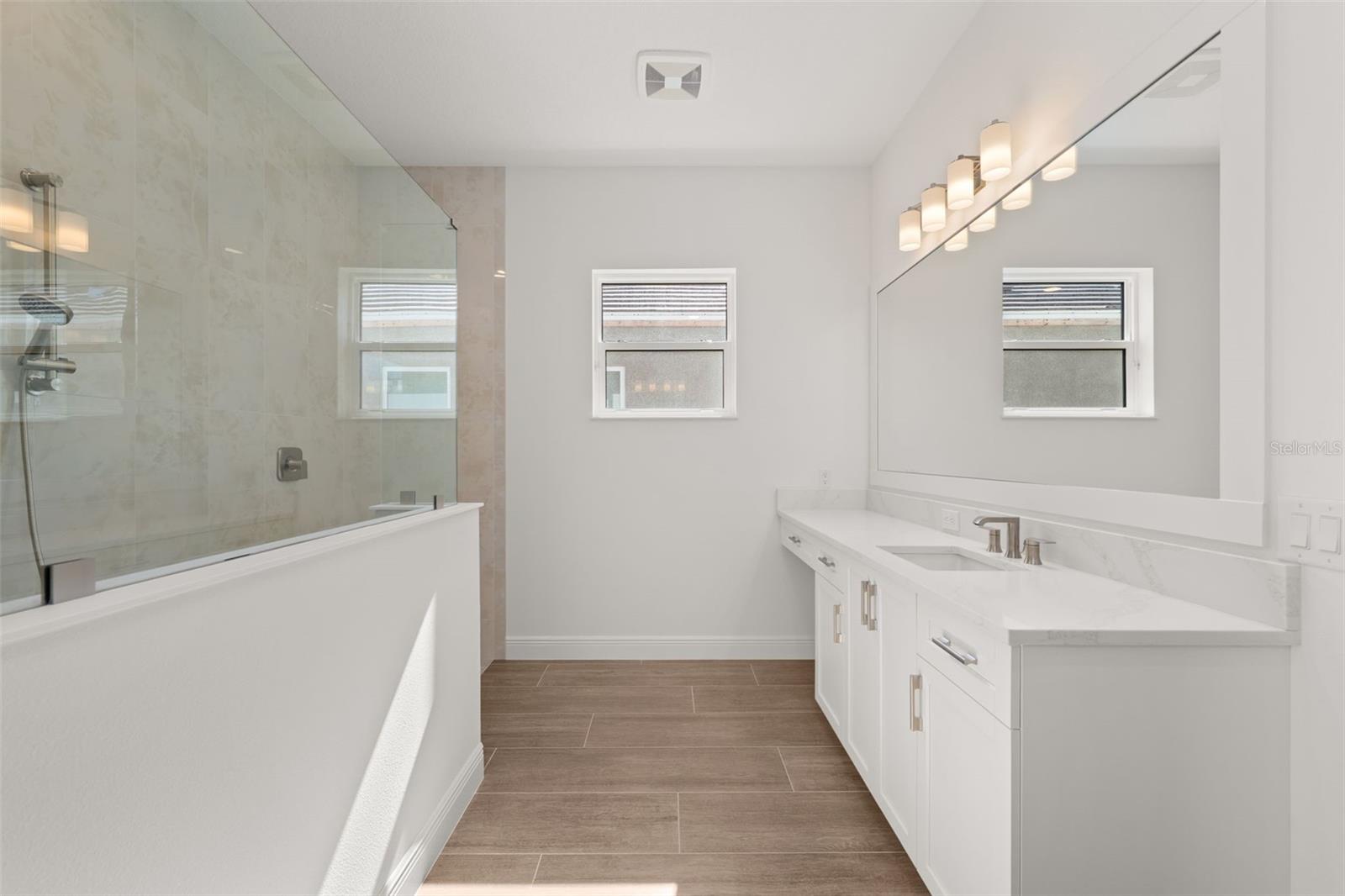 SHELLSTONE - Residential