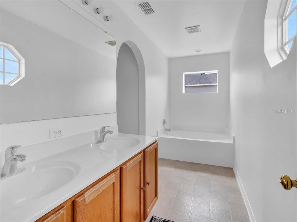 SETTLERS CREEK NORTH - Residential