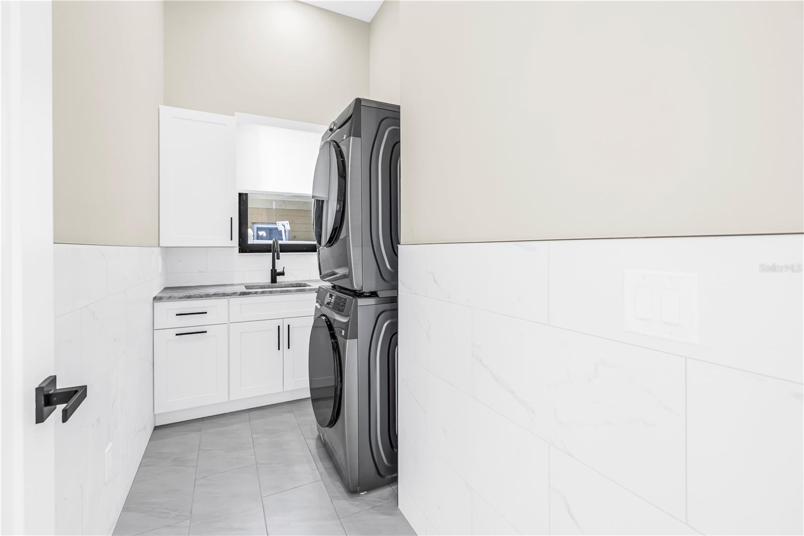 TYRONE PARK 1ST ADD - Residential