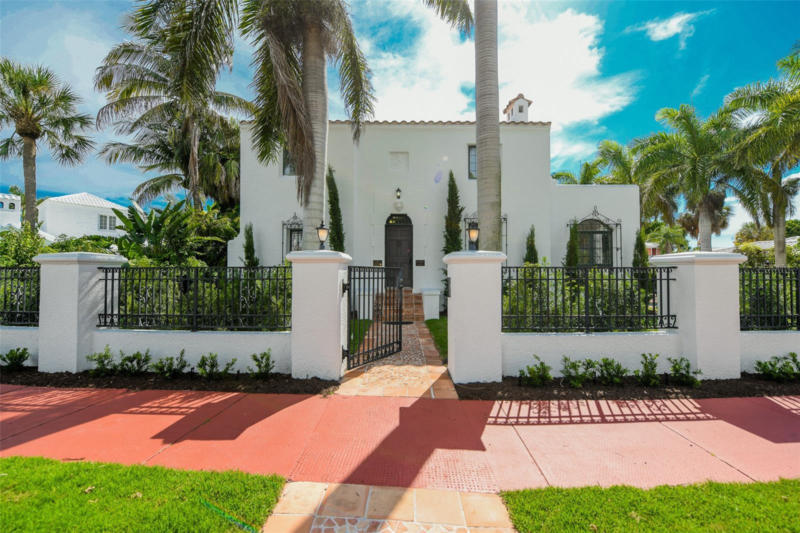 SAINT ARMANDS DIV JOHN RINGLING ESTATES - Residential