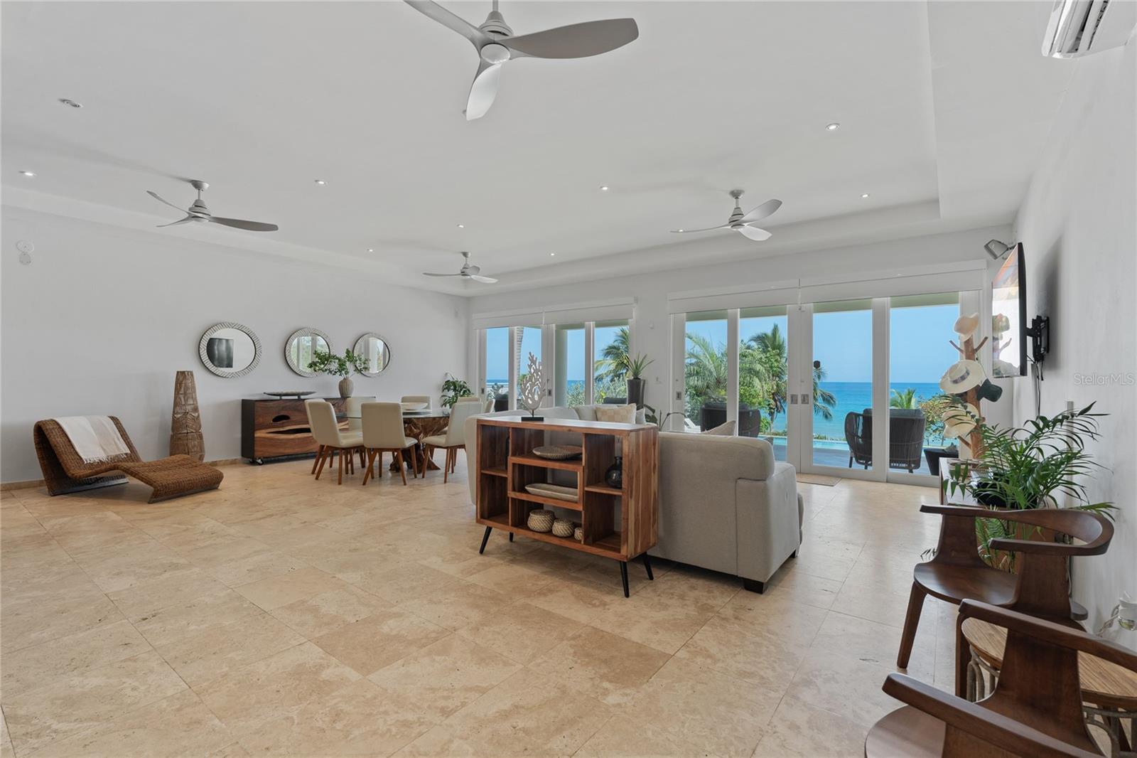 MARTINEAU BAY RESORT - Residential