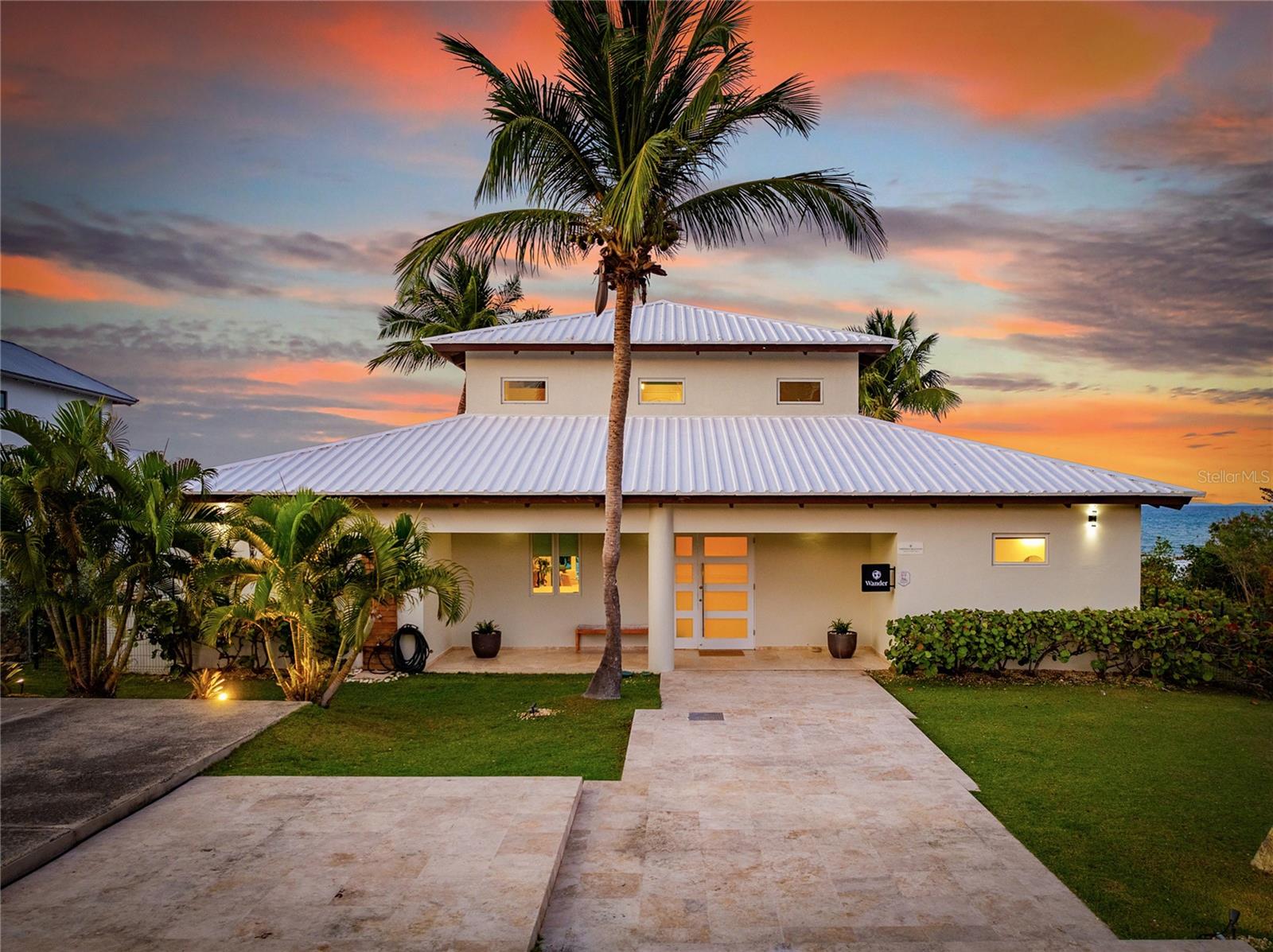 MARTINEAU BAY RESORT - Residential