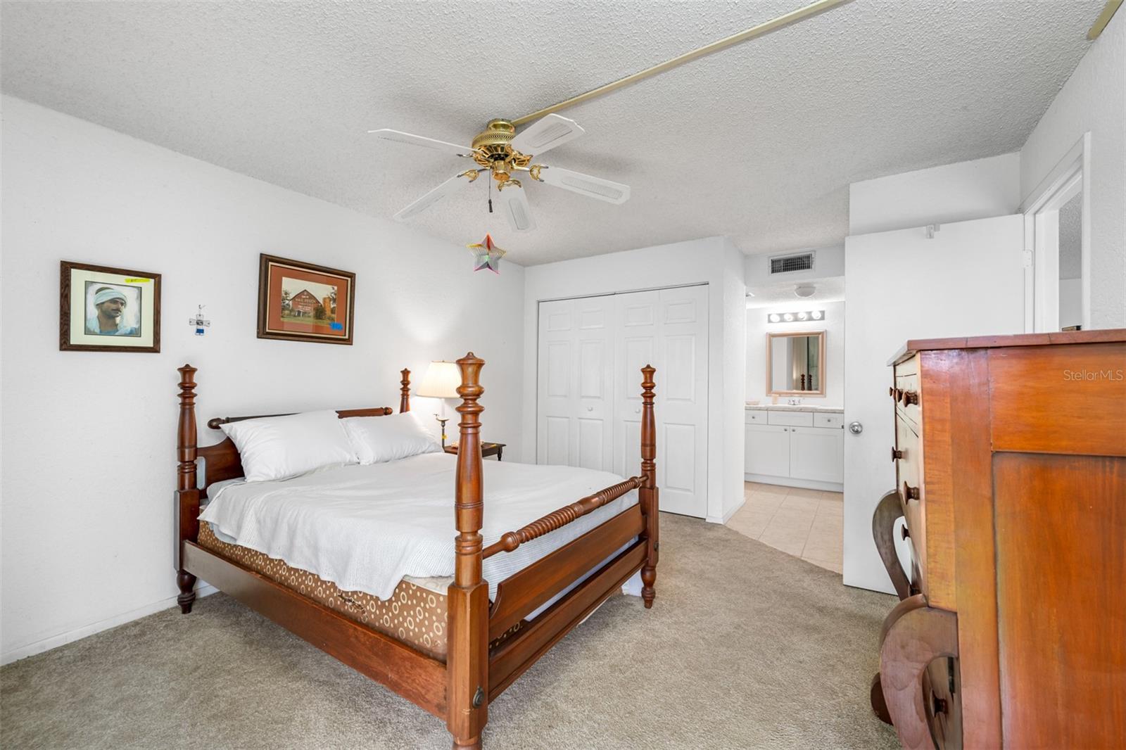 COVE CAY VILLAGE III - Residential