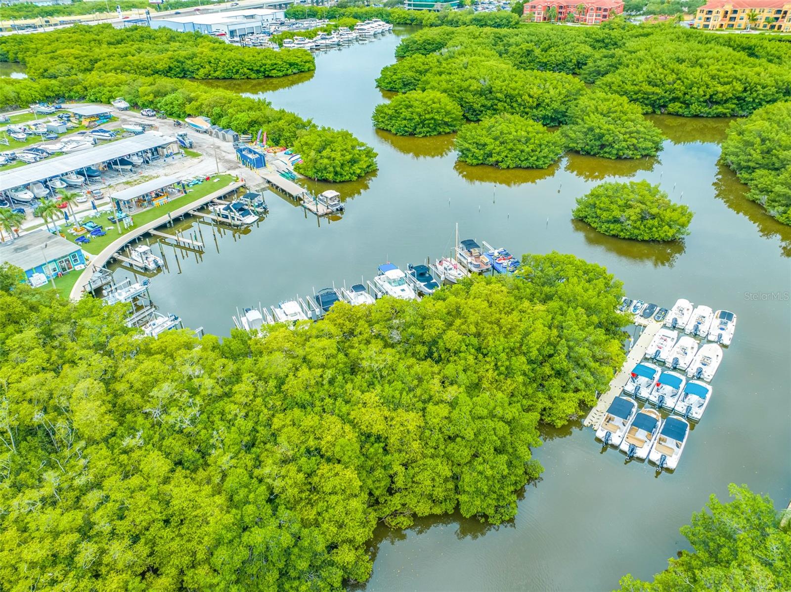 COVE CAY VILLAGE III - Residential