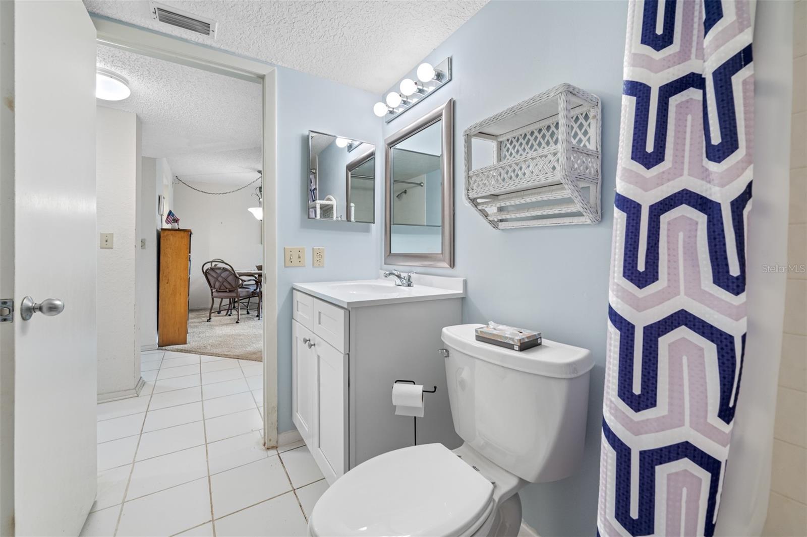 COVE CAY VILLAGE III - Residential