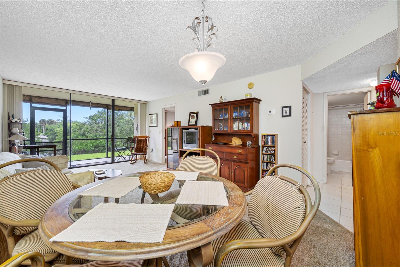 COVE CAY VILLAGE III - Residential