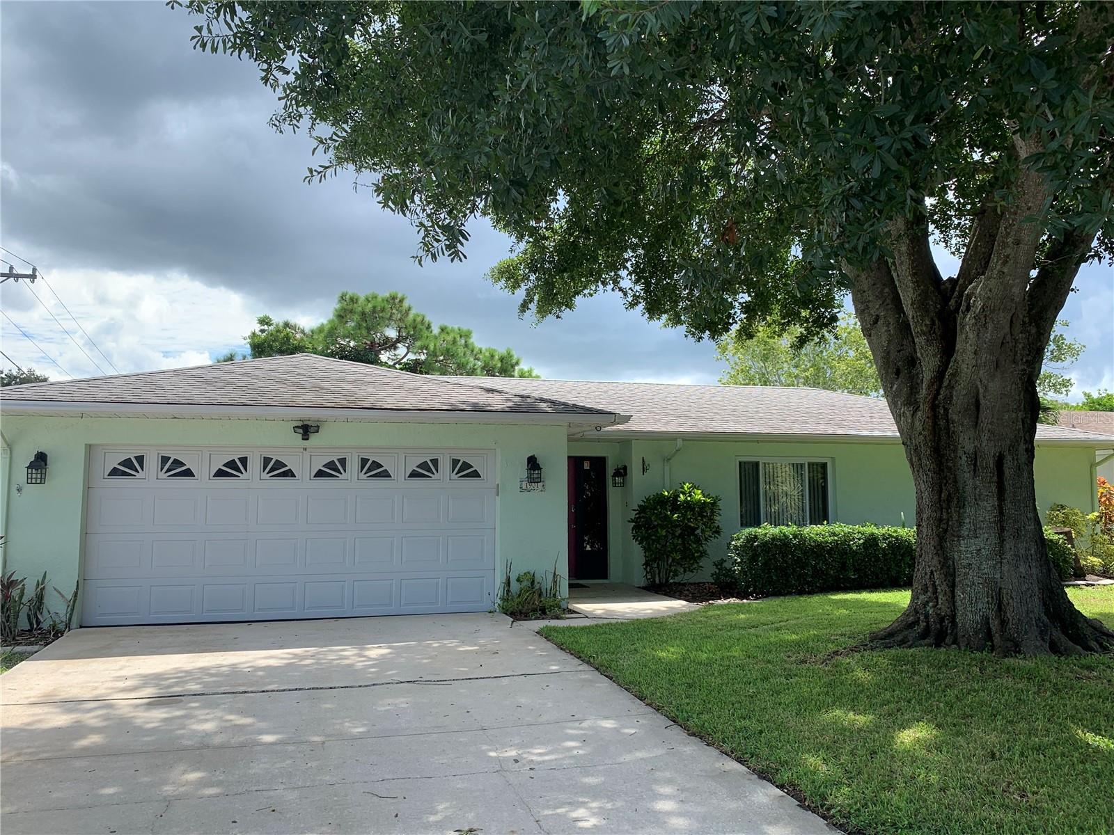 HERITAGE WEST - Residential