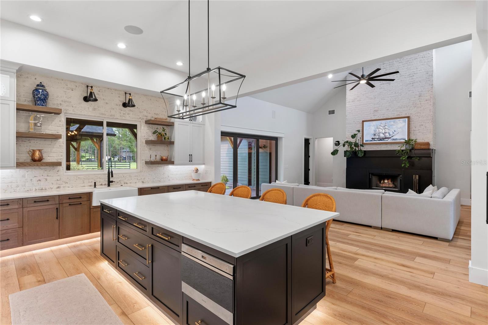 LAKEWOOD RANCHES SUB - Residential