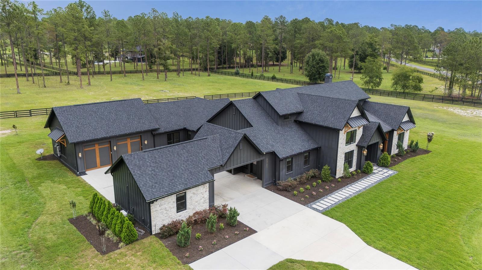 LAKEWOOD RANCHES SUB - Residential