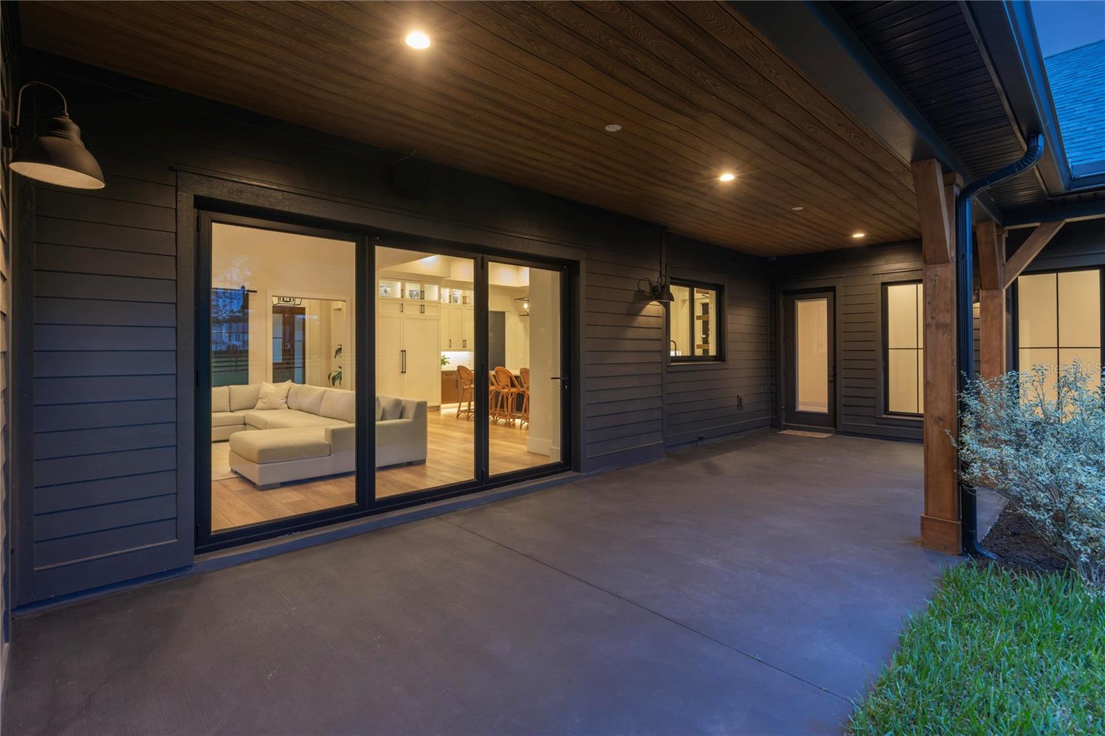 LAKEWOOD RANCHES SUB - Residential