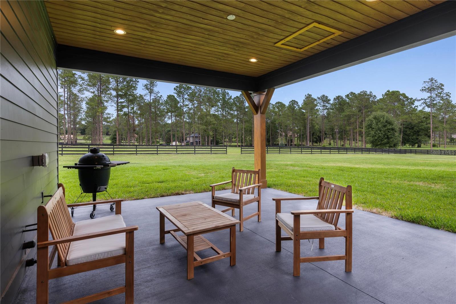 LAKEWOOD RANCHES SUB - Residential