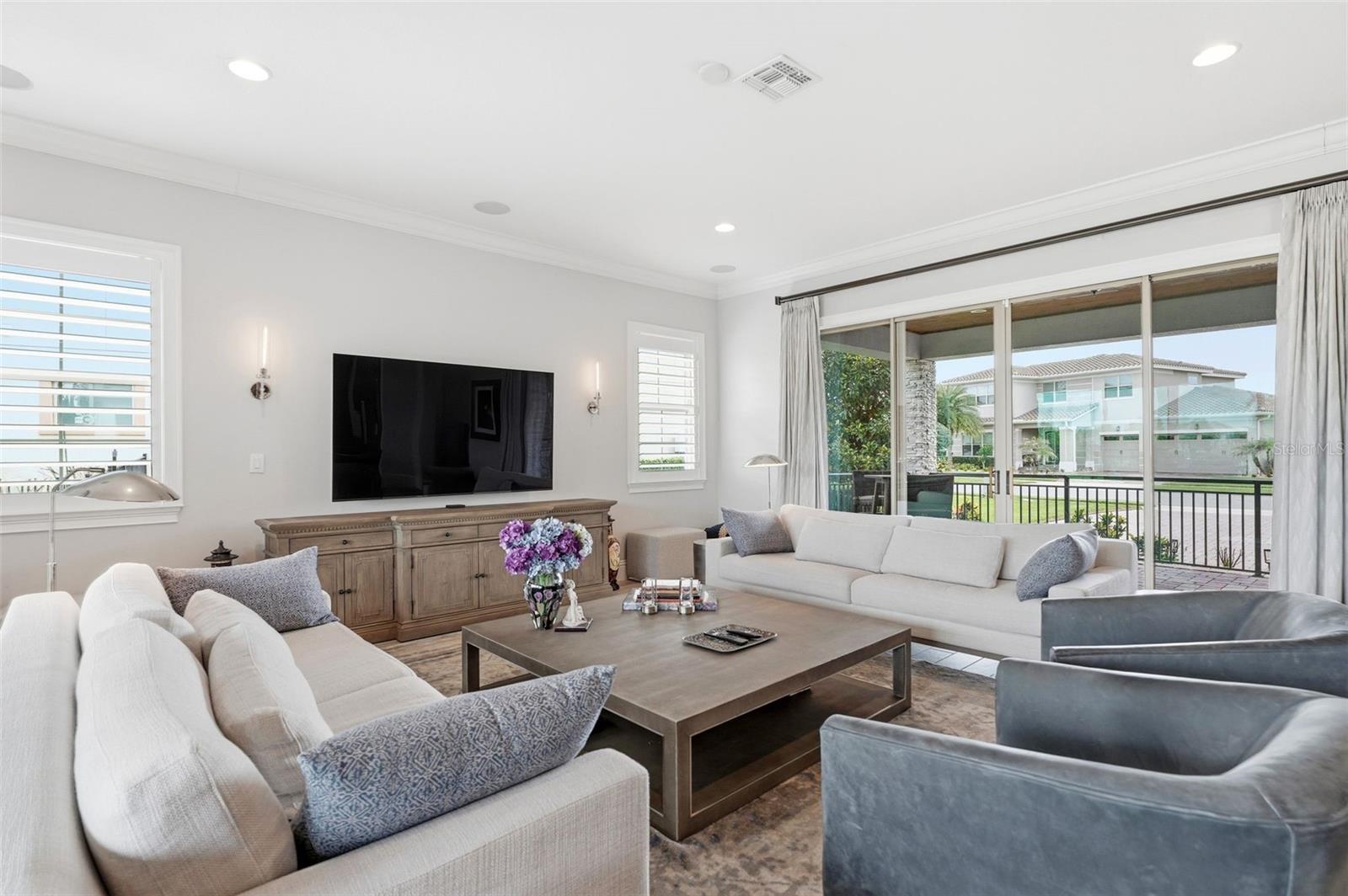 AVALON COVE - Residential
