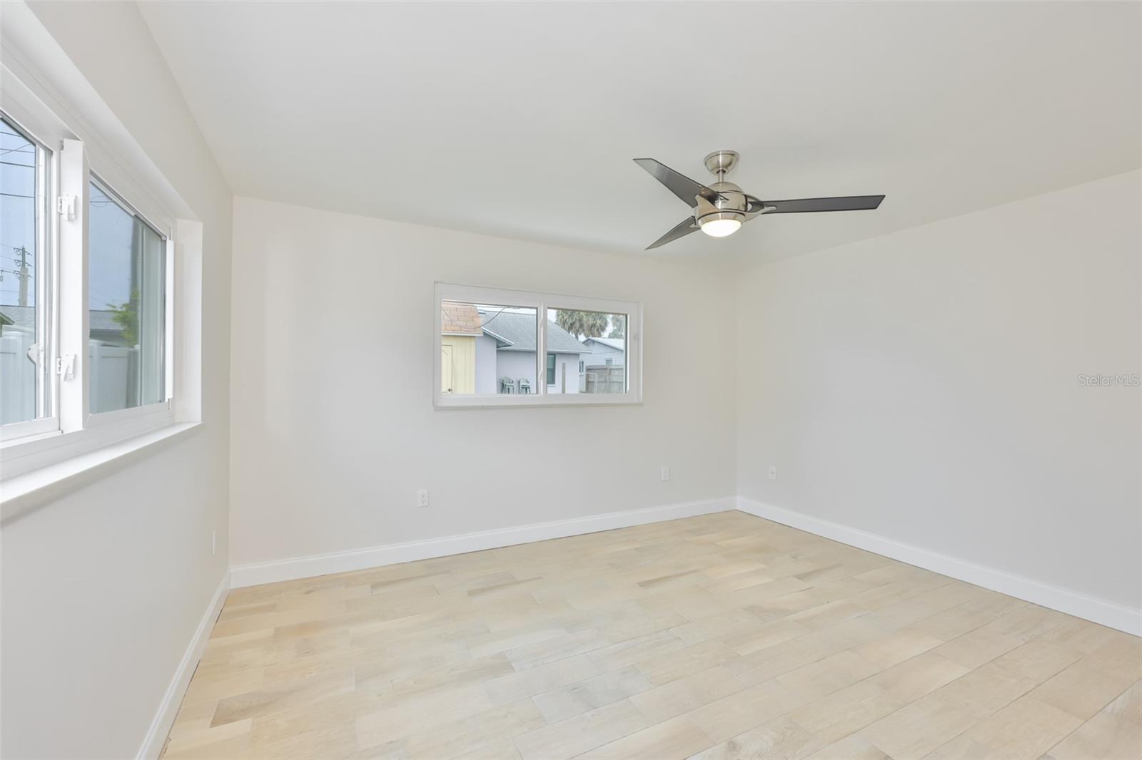 RIDGEWOOD GROVES - Residential