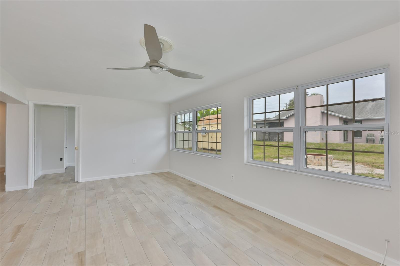 RIDGEWOOD GROVES - Residential