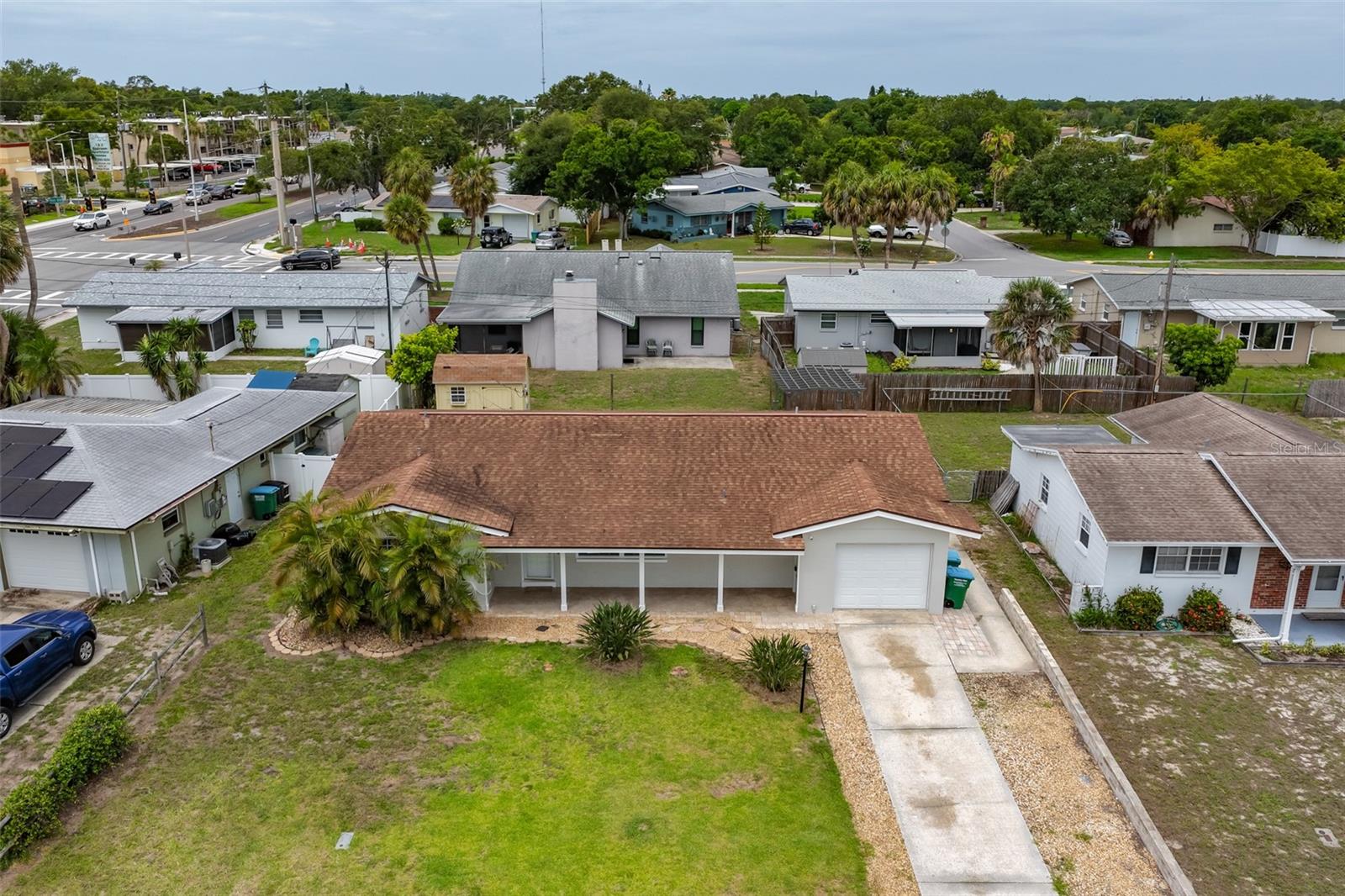 RIDGEWOOD GROVES - Residential