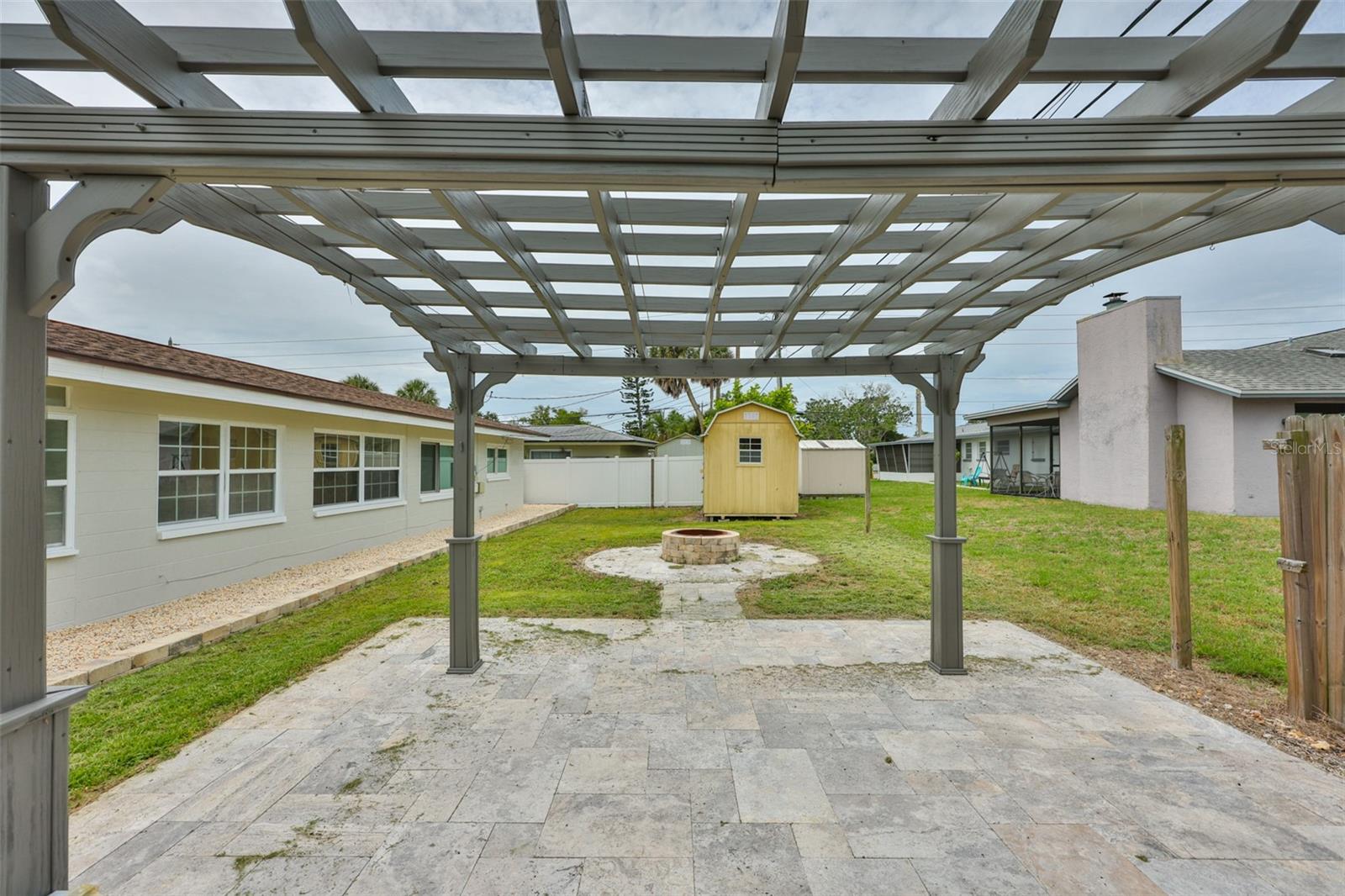 RIDGEWOOD GROVES - Residential
