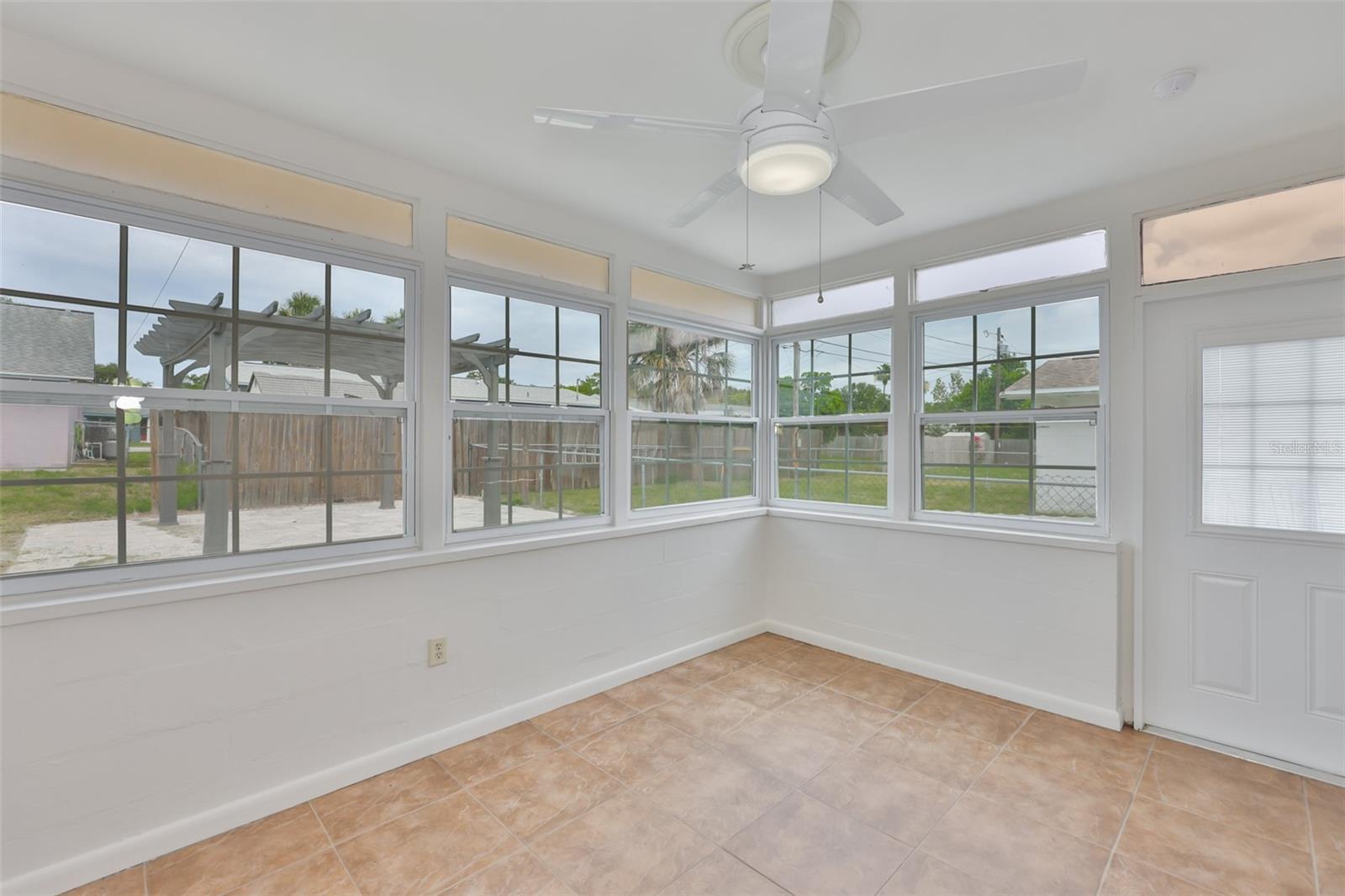 RIDGEWOOD GROVES - Residential