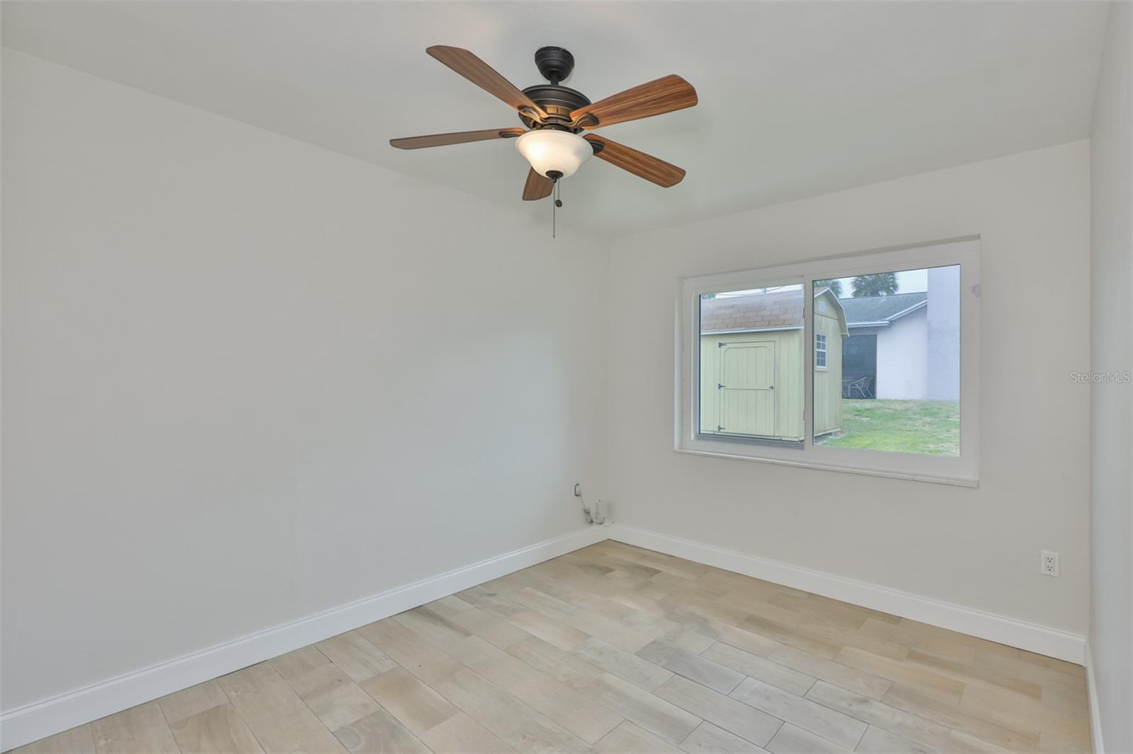 RIDGEWOOD GROVES - Residential