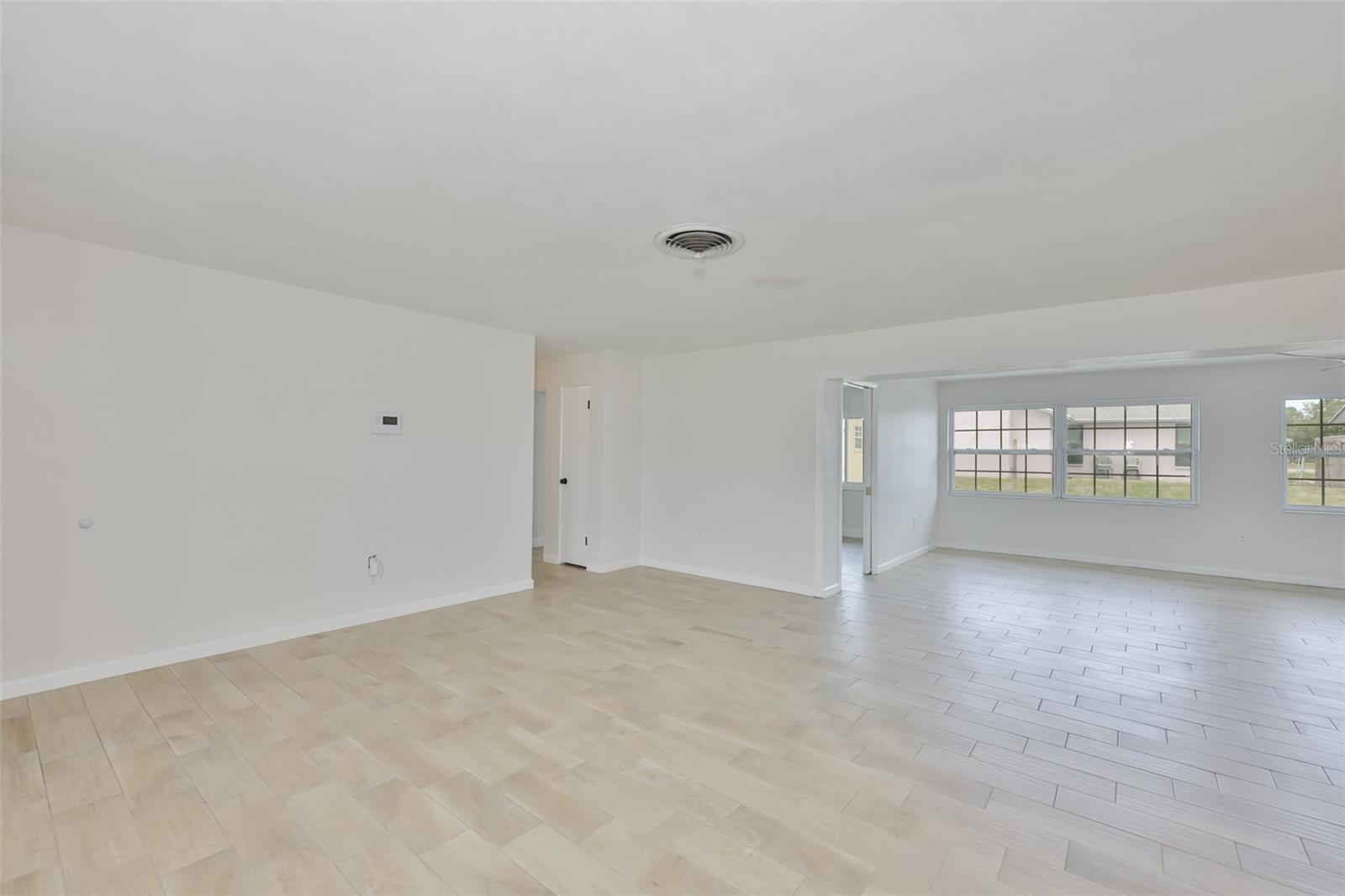 RIDGEWOOD GROVES - Residential