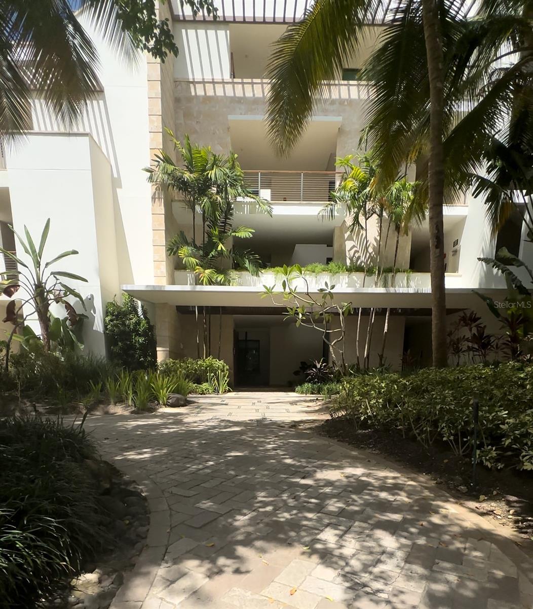 WEST BEACH RESIDENCES - Residential