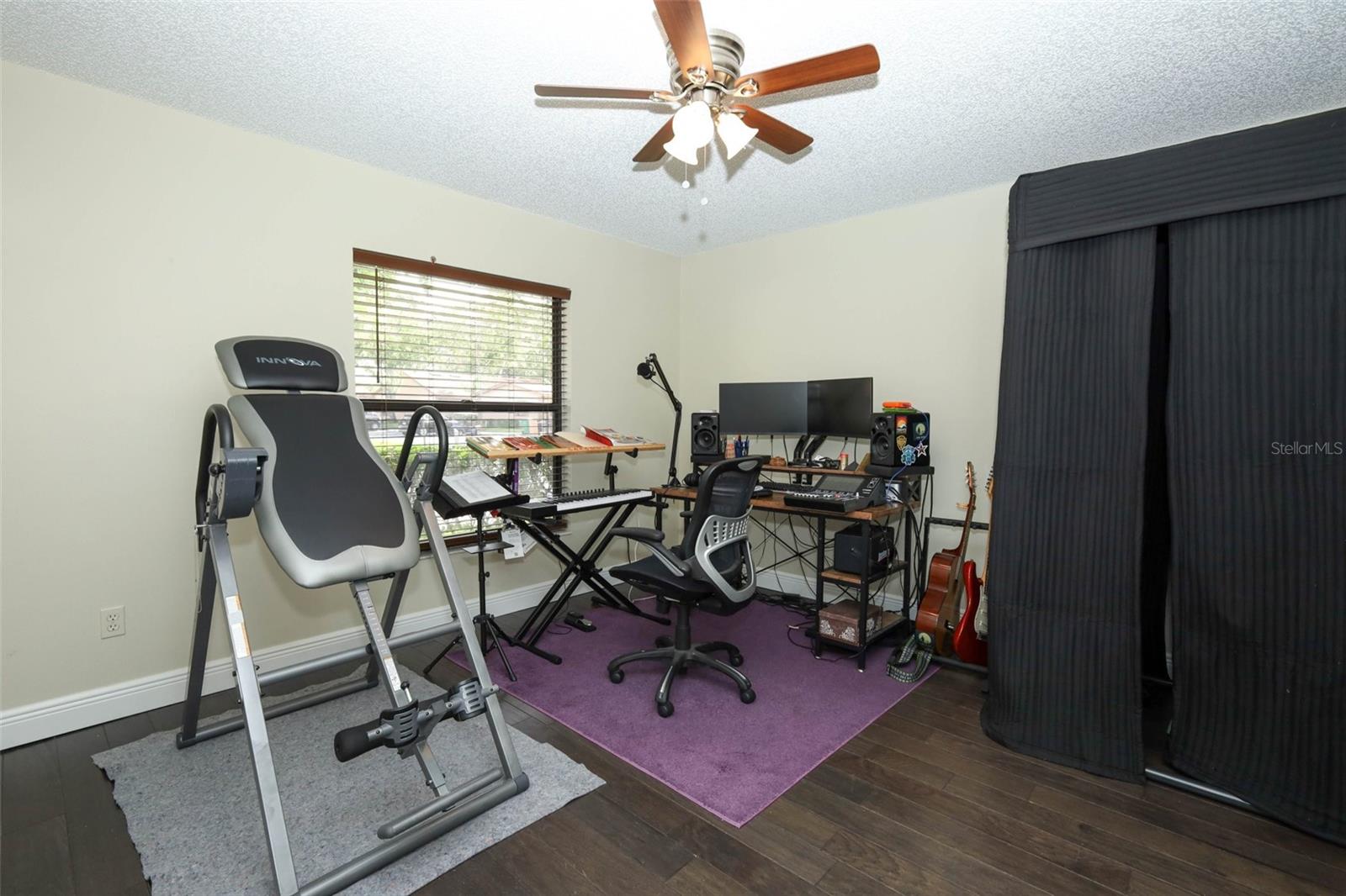 TOWNHOMES WINTER GARDEN - Residential