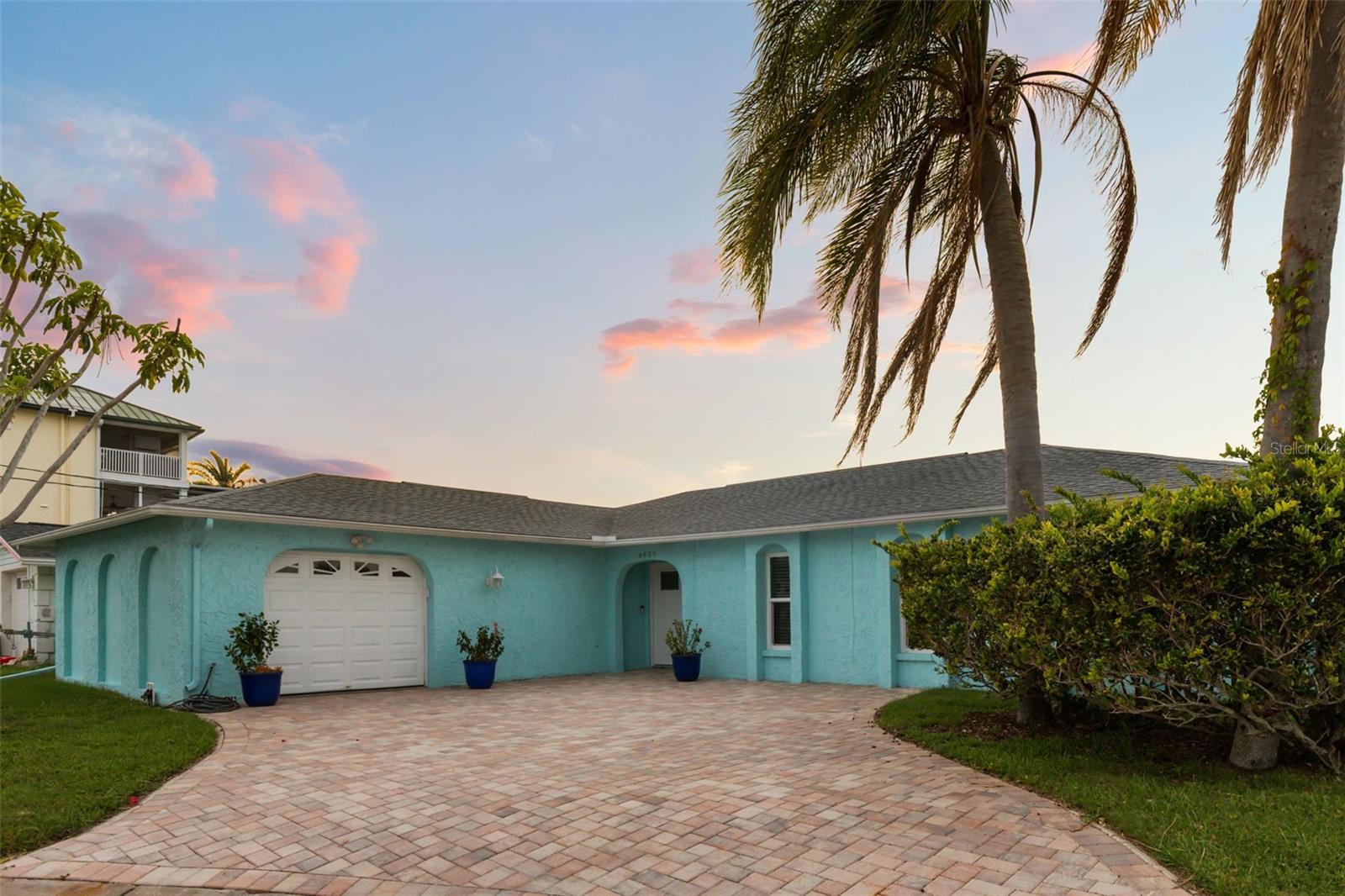 HARBOR ISLES - Residential