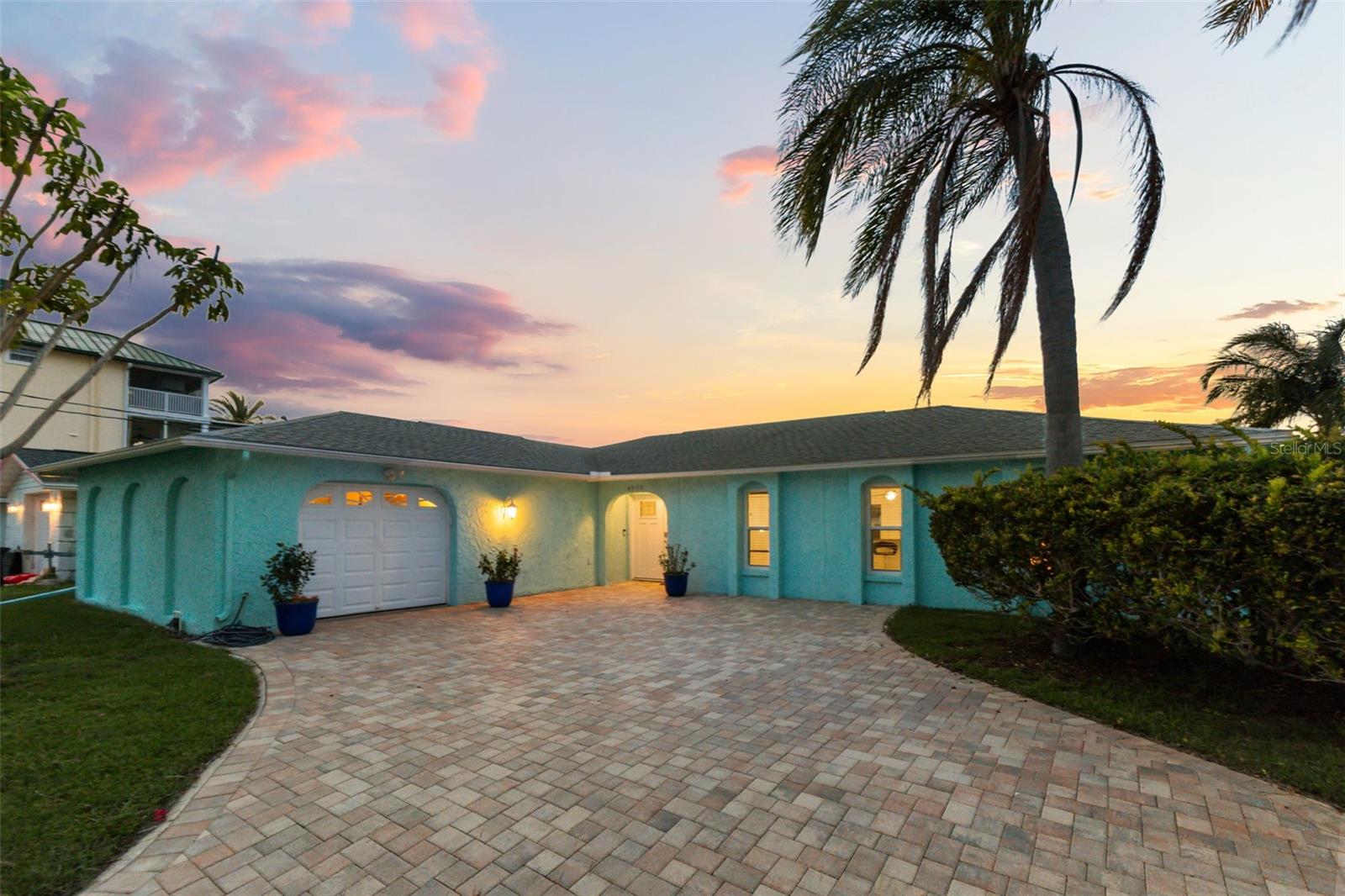 HARBOR ISLES - Residential
