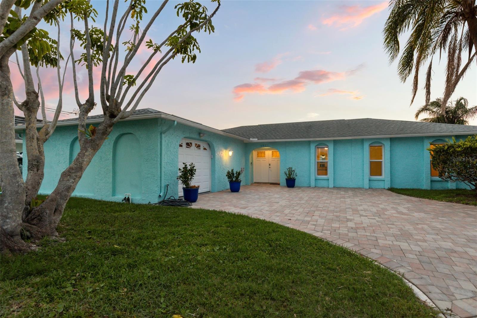 HARBOR ISLES - Residential