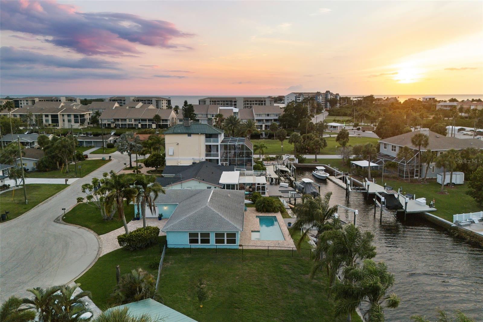 HARBOR ISLES - Residential