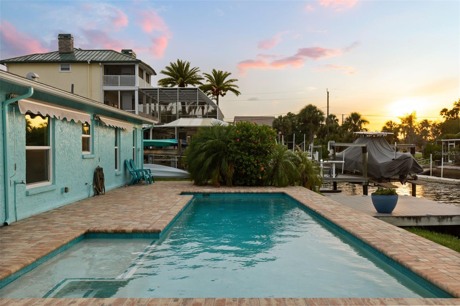 HARBOR ISLES - Residential