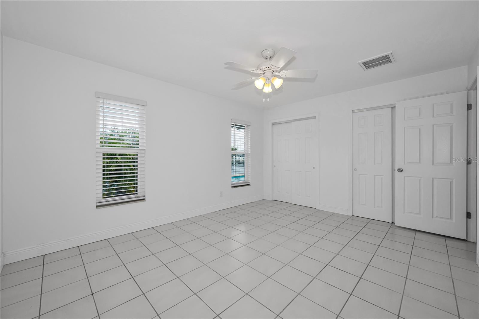 HARBOR ISLES - Residential