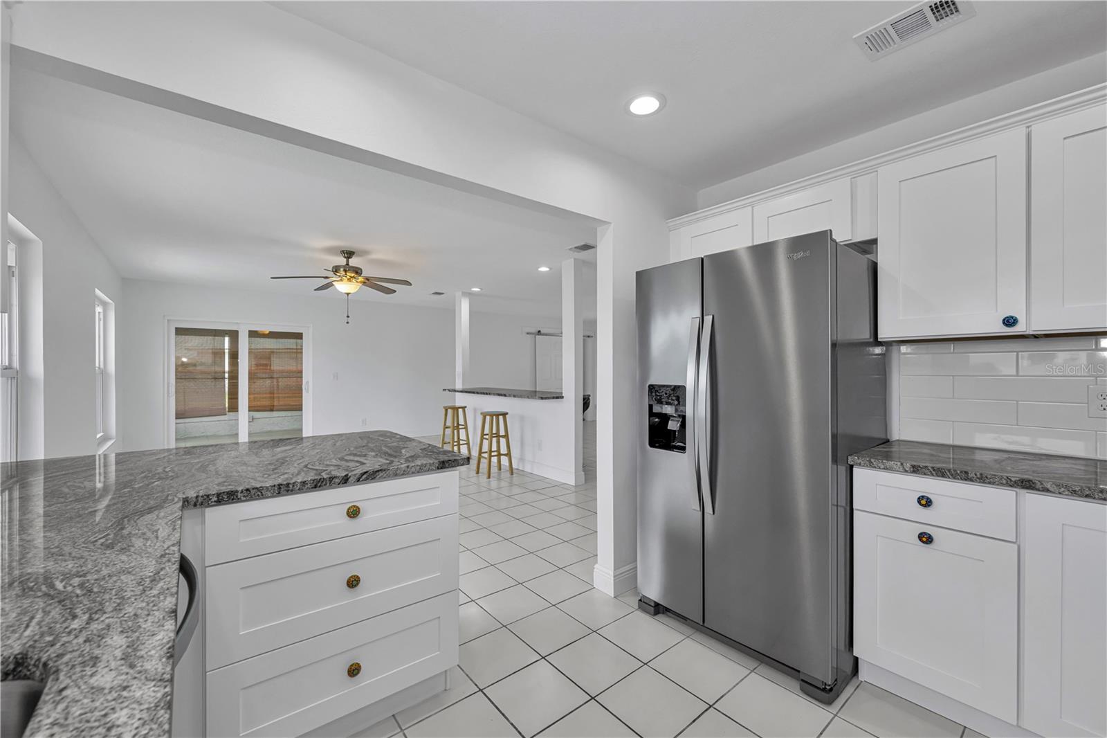 HARBOR ISLES - Residential
