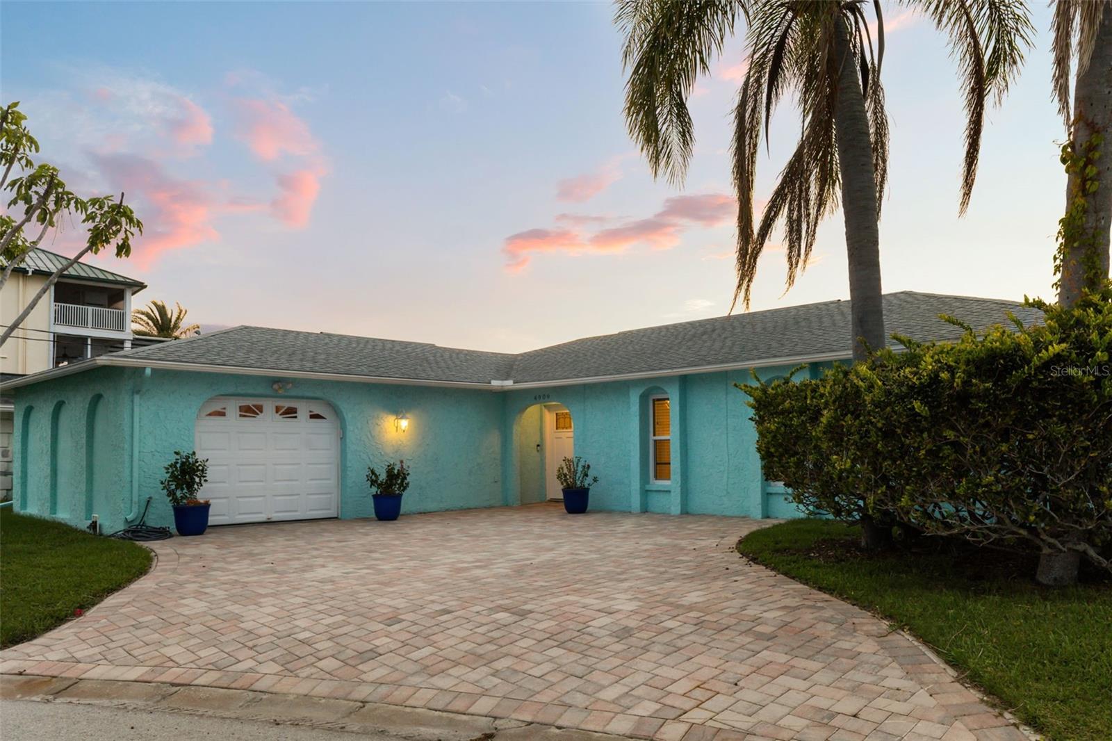 HARBOR ISLES - Residential