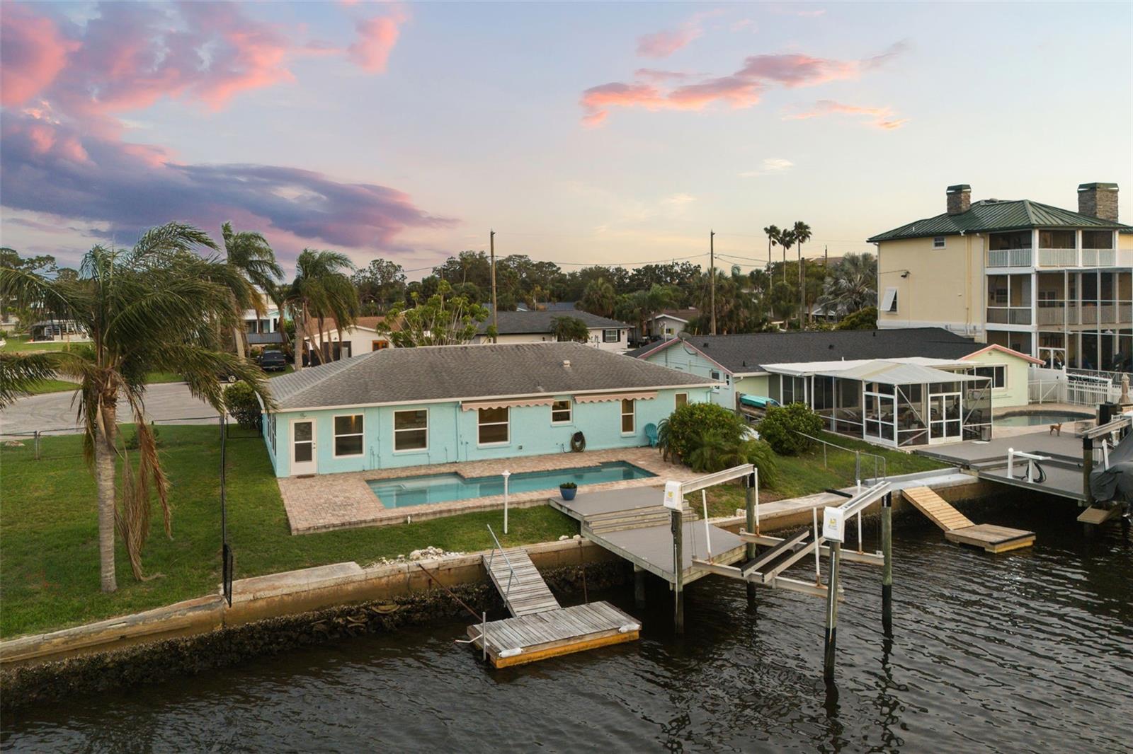 HARBOR ISLES - Residential