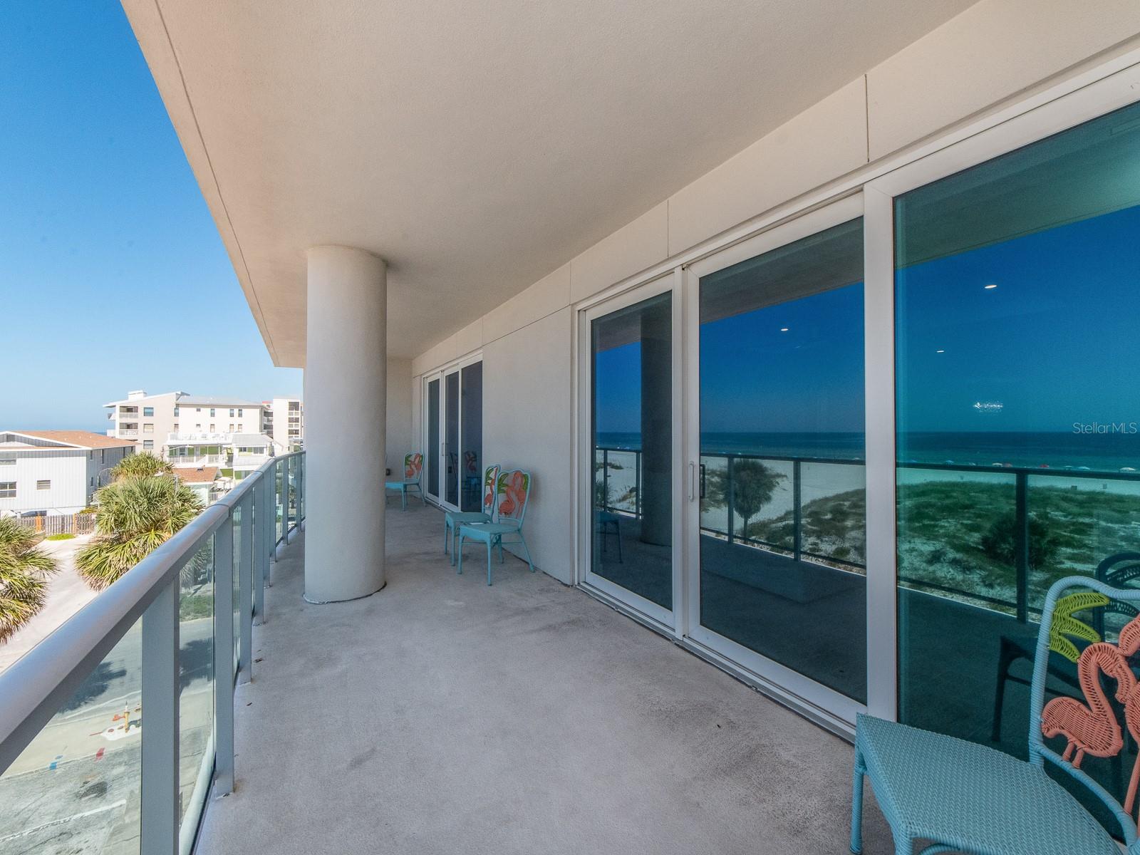 PURA VIDA RESIDENCES CONDO - Residential