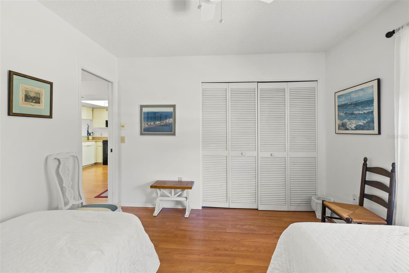 TMBR PINES PN GR VL - Residential