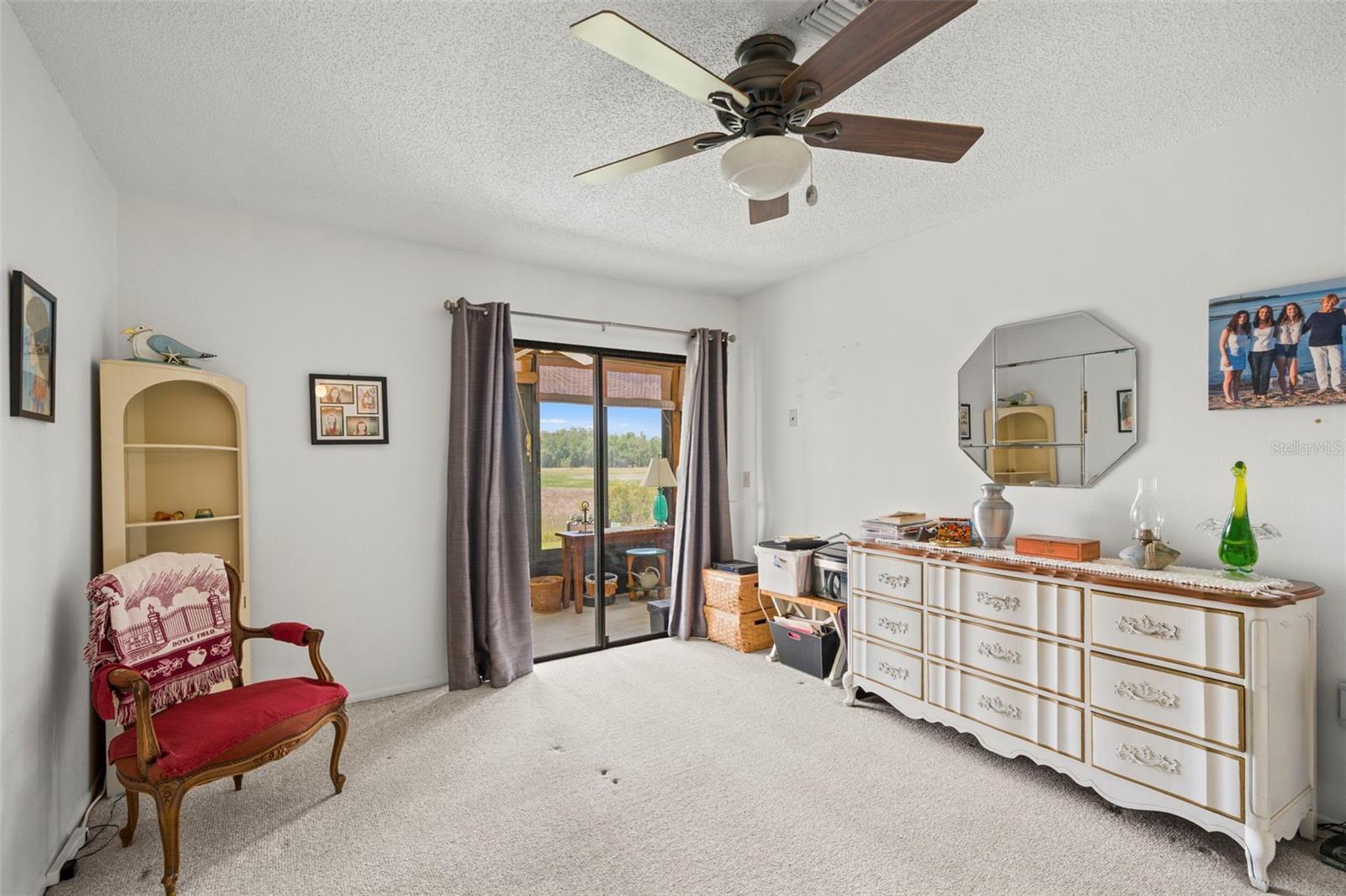 TMBR PINES PN GR VL - Residential