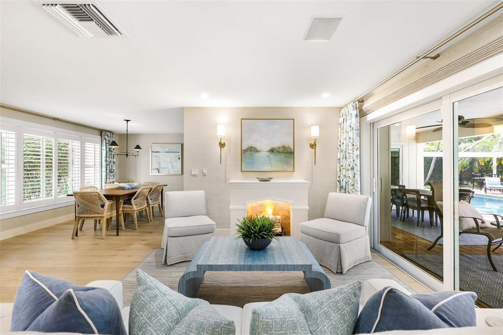 MOORINGS UNIT 7 - Residential