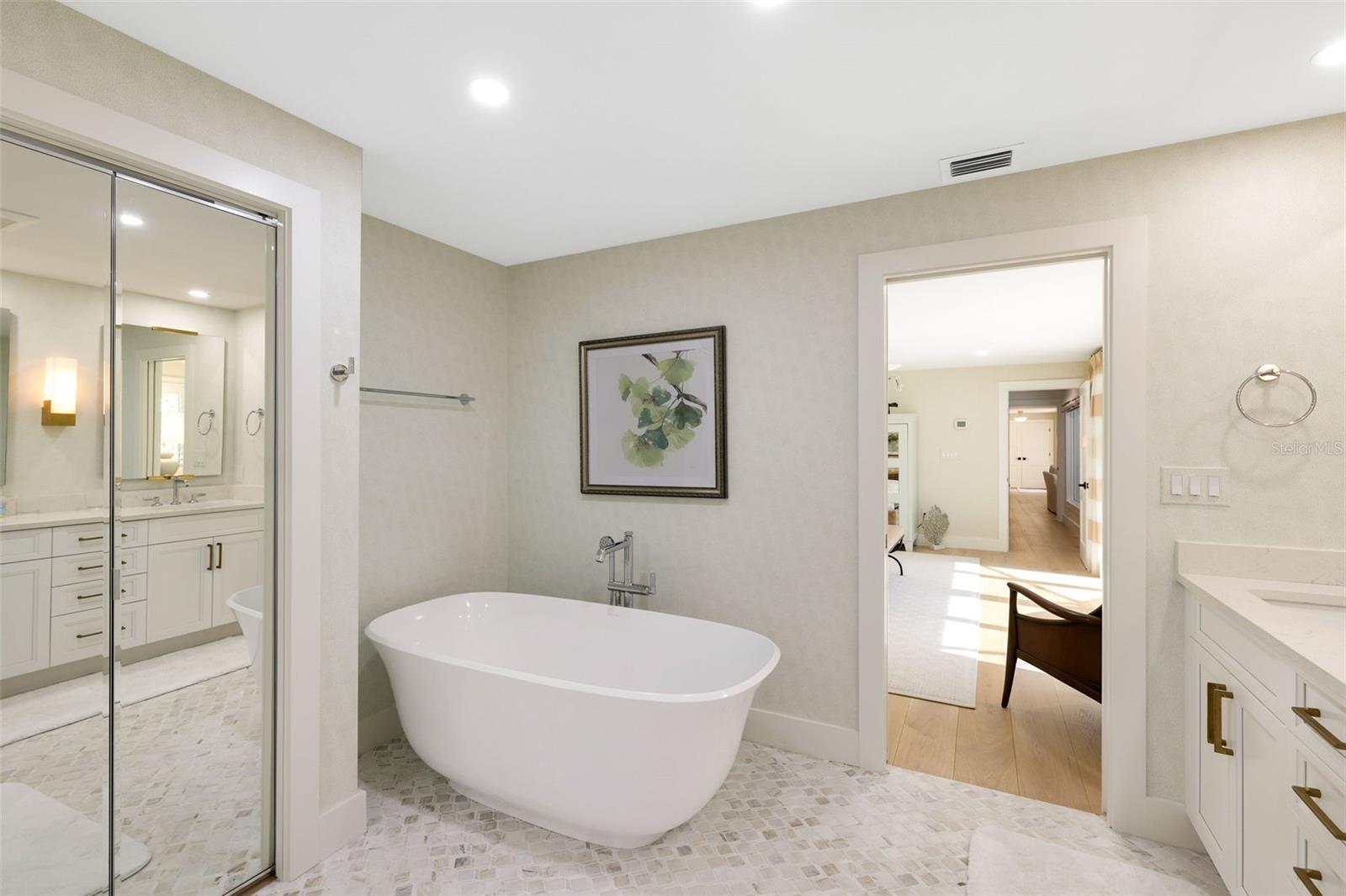 MOORINGS UNIT 7 - Residential