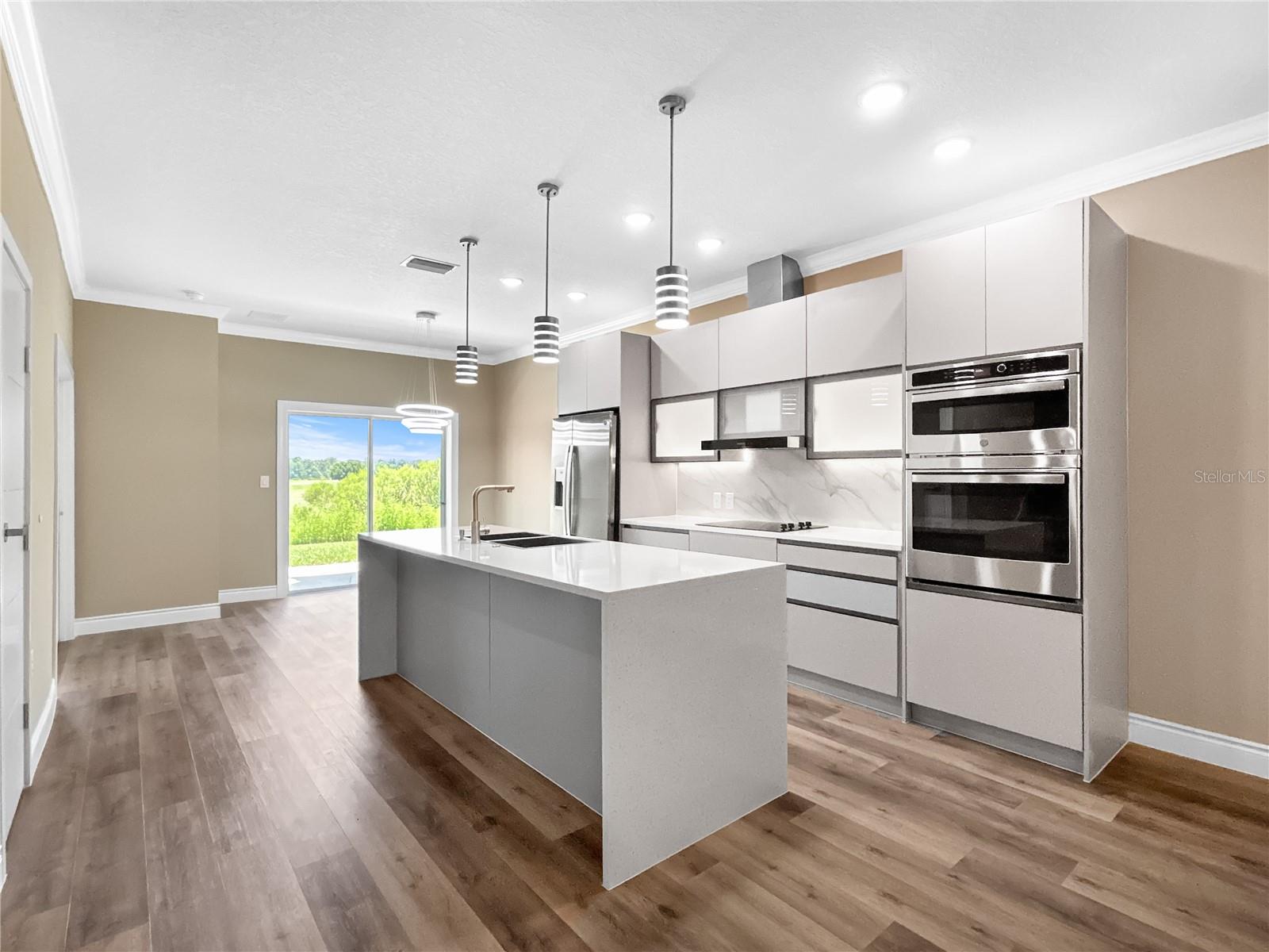 PROVIDENCE GOLF COMMUNITY FAIRWAY VILLAS - Residential