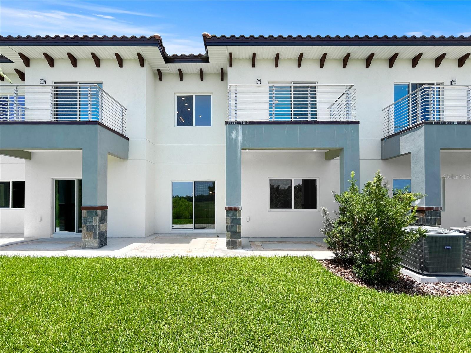 PROVIDENCE GOLF COMMUNITY FAIRWAY VILLAS - Residential