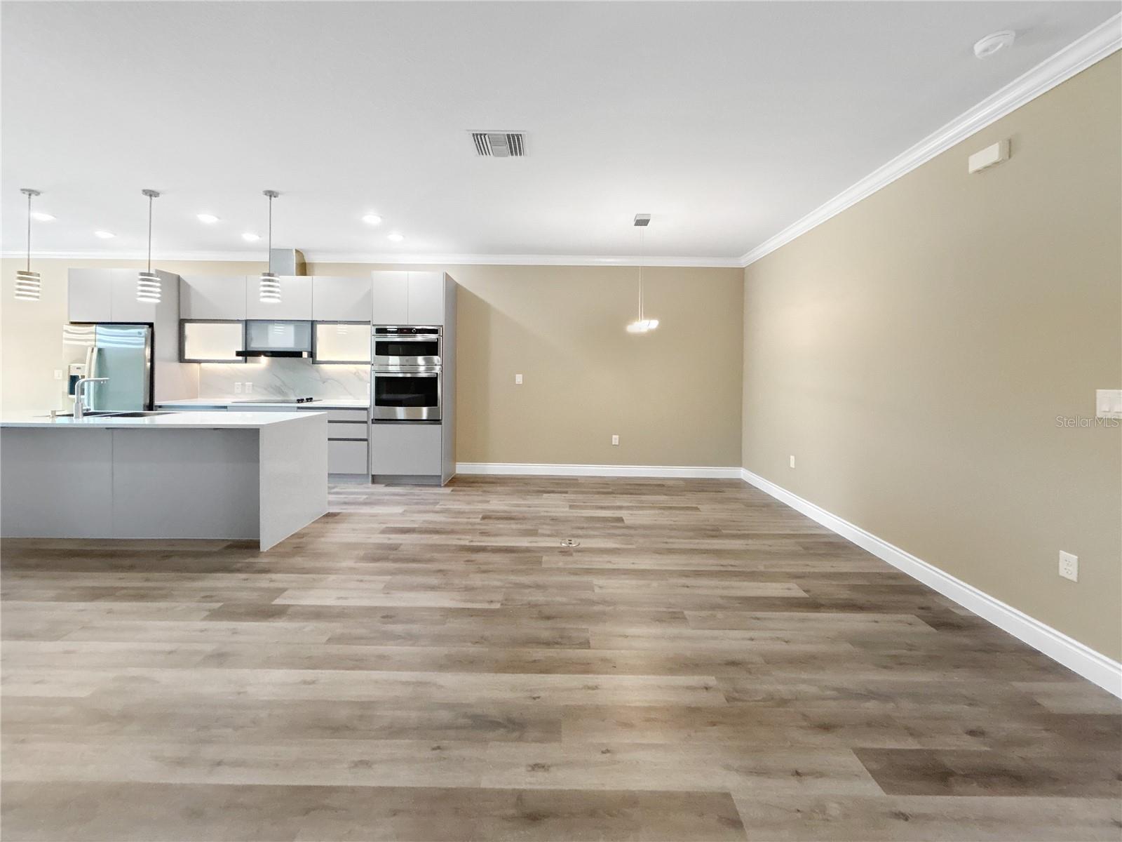 PROVIDENCE GOLF COMMUNITY FAIRWAY VILLAS - Residential