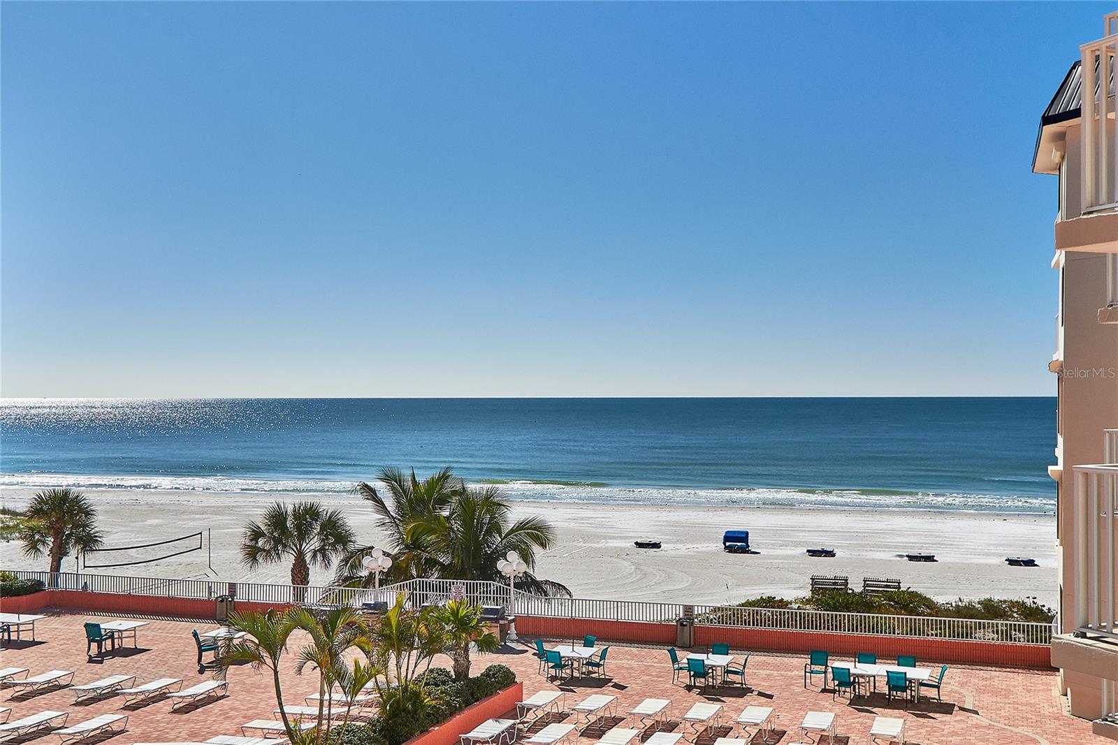 BEACH COTTAGE CONDO - Residential